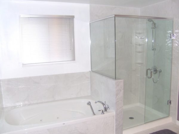 acrylic wall bathroom
