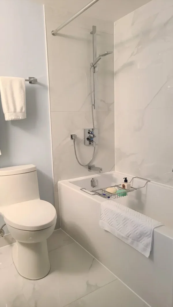 Toronto Condo Bathroom Renovation Large Format tile